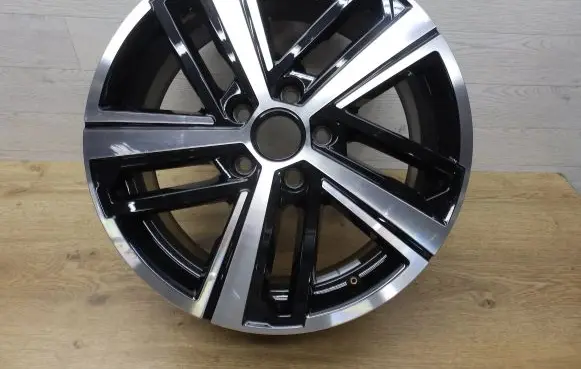Volkswagen Caddy R17 alloy rim 2K7601025C 025C