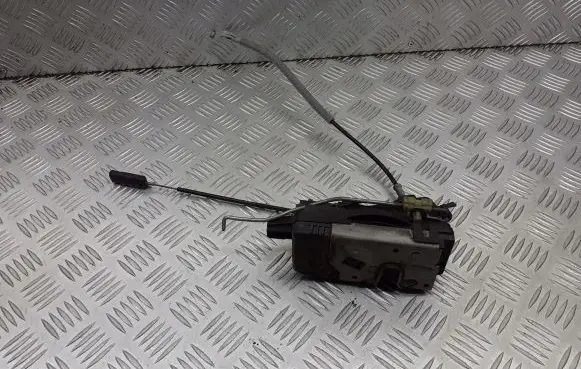 Opel Signum Front door lock 13210765QL