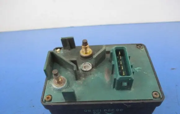 Citroen Xsara Picasso Other relay 9639912580