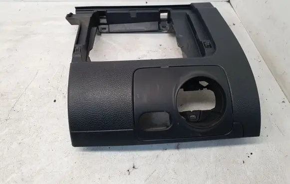 Volkswagen Golf V Dashboard lower bottom trim panel 1K1858367