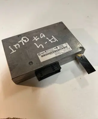 Audi A4 S4 B7 8E 8H Bluetooth control unit module 8P0862335Q