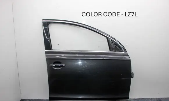 Audi Q7 4L Front door