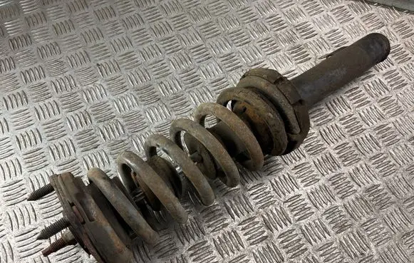 Jeep Commander Front shock absorber with coil spring