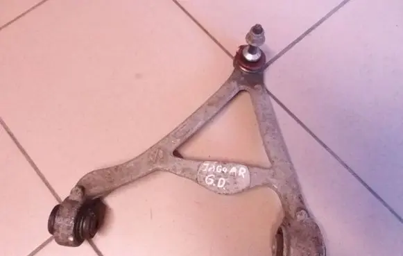 Jaguar XF Rear upper control arm/wishbone 5K742