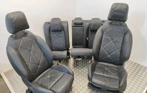 Seat set