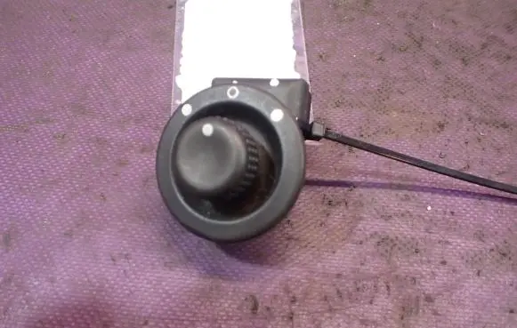 Renault Laguna II Wing mirror switch 8200002442A