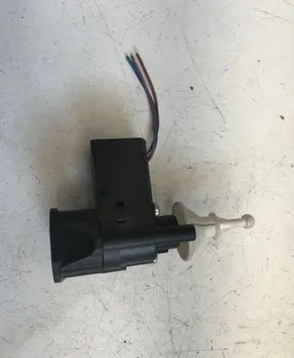 Headlight level adjustment motor