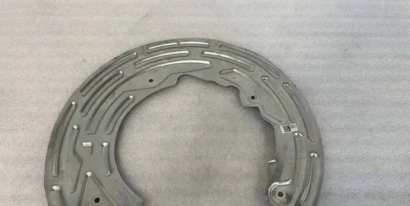 Porsche 992 Rear brake disc plate dust cover 992615611E