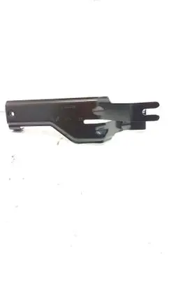 Mercedes-Benz E W212 Front bumper mounting bracket A2126200900 2126200900