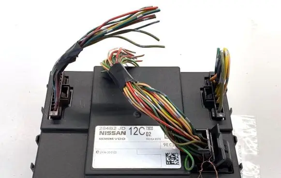 Nissan Qashqai Central body control module 284B2JD12C