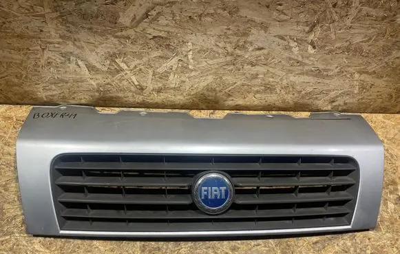 Fiat Ducato Front bumper upper radiator grill 1308067070