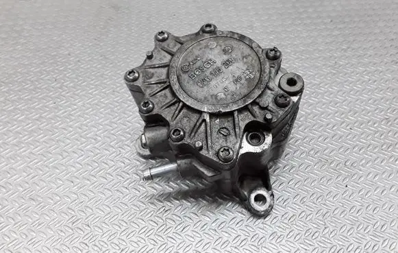 Audi A4 S4 B7 8E 8H Vacuum pump 03G145209