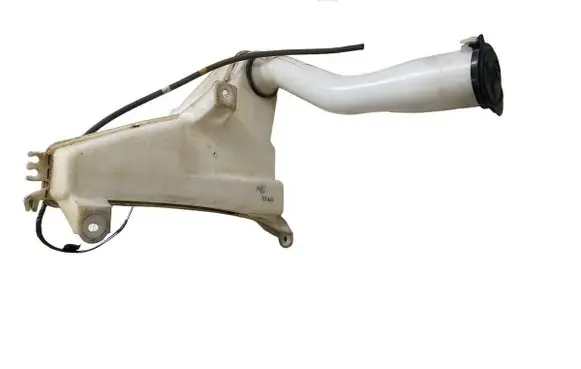 Toyota Hilux (AN10, AN20, AN30) Windshield washer fluid reservoir/tank TG060851