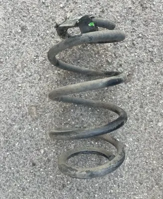 Dodge Nitro Rear coil spring 5553AA