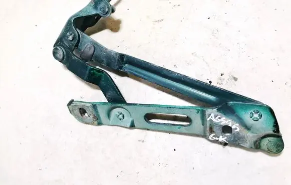 Volkswagen Polo III 6N 6N2 6NF Tailgate/trunk/boot hinge 827301