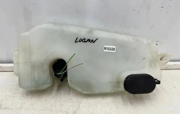 Renault Sandero I Windshield washer fluid reservoir/tank 8200210002 8200440772 8200609549