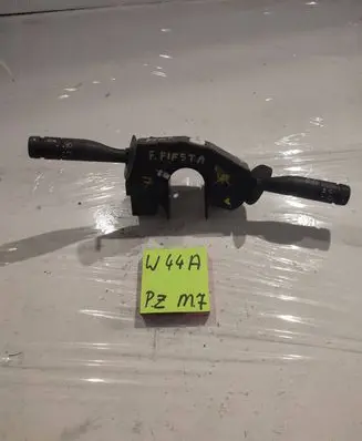 Ford Fiesta Wiper turn signal indicator stalk/switch 719041 15905J945