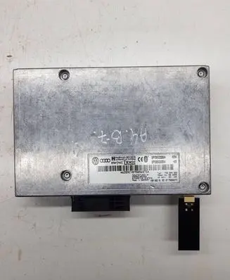 Audi A4 S4 B7 8E 8H Bluetooth control unit module 8P0862335H