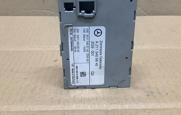 Mercedes-Benz E W211 Door central lock control unit/module A2115405645 A2115405745 A2114420000