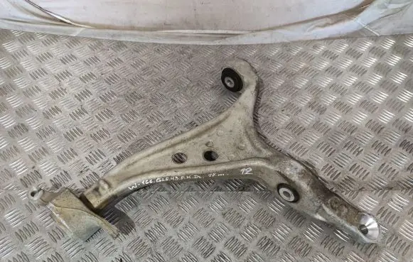 Mercedes-Benz GLE AMG (W166 - C292) Front lower control arm/wishbone 16603
