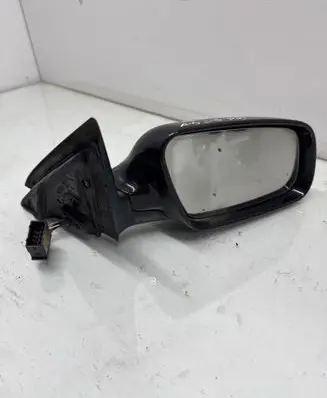 Audi A6 S6 C5 4B Front door electric wing mirror