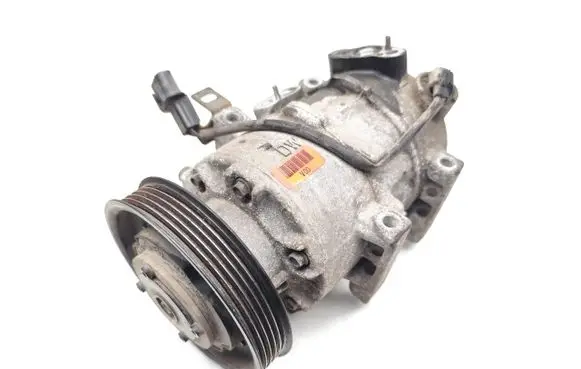 Hyundai i40 Air conditioning (A/C) compressor (pump) 1B33E00700