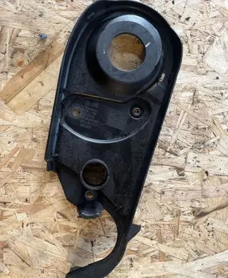 Volvo S70 V70 V70 XC Timing belt guard (cover) C12589 074109157C 054137