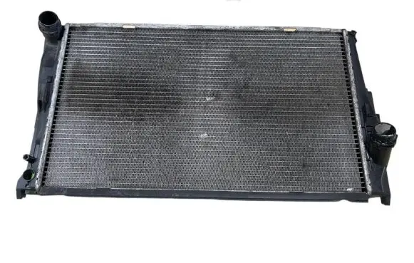 BMW 3 E90 E91 Coolant radiator 7788898