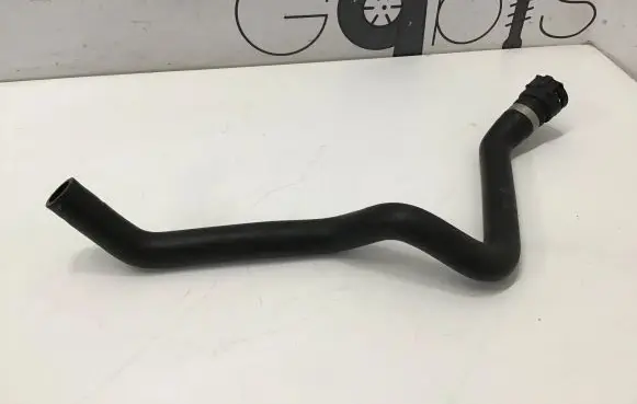 Mercedes-Benz Vito Viano W447 Engine coolant pipe/hose A4478321700