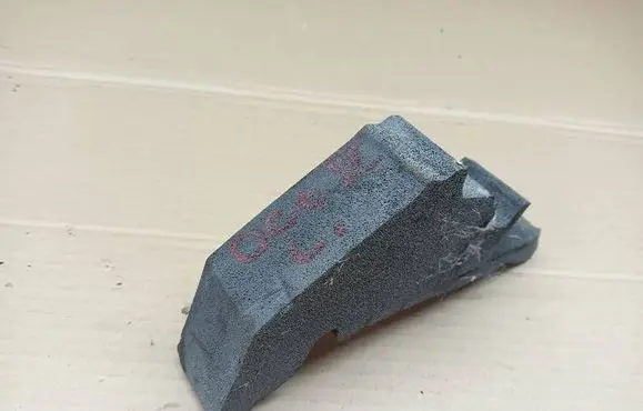 Skoda Octavia Mk4 Fender foam support/seal
