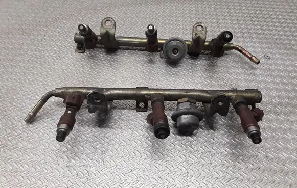 Subaru B9 Tribeca Fuel injectors set 5J1AS