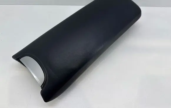 Toyota Avensis T270 Armrest 
