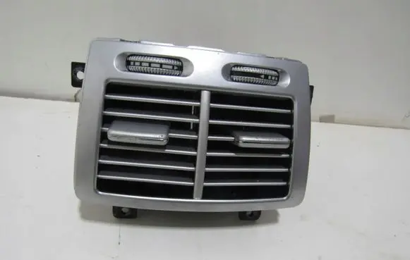 Mercedes-Benz S W221 Rear air vent grill A2218300754