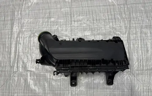 Alfa Romeo Junior Air filter box 9845151280