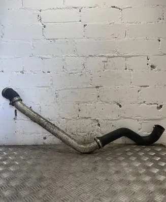 Audi Q7 4L Intercooler hose/pipe 7L8145043