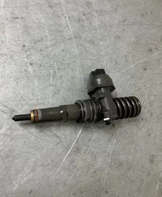 Seat Altea Fuel injector 038130073AG