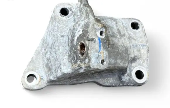 Dodge Durango III Engine mounting bracket 63252524AA