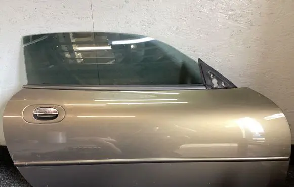 Jaguar XK8 - XKR Door (2 Door Coupe) 