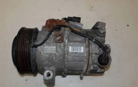 Nissan X-Trail T32 Air conditioning (A/C) compressor (pump) 926004CA3A