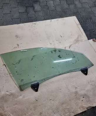 Seat Exeo (3R) Front door window glass four-door 43R001025 E000184