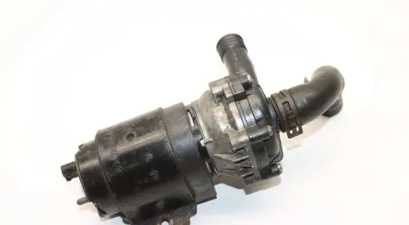 Mercedes-Benz CLS C219 Electric auxiliary coolant/water pump A2205040740