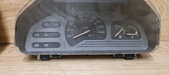 Ford Fiesta Speedometer (instrument cluster) 89FB10848AA