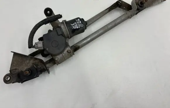 Subaru Outback Front wiper linkage and motor