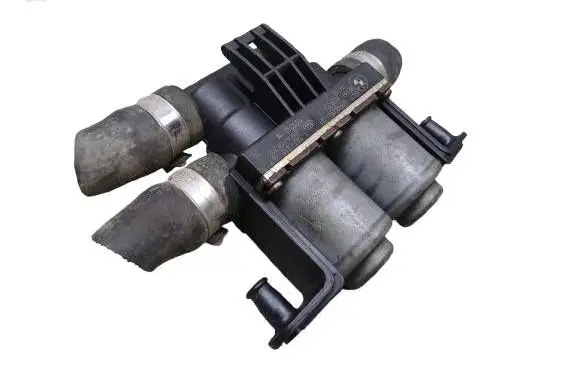 BMW 5 E60 E61 Coolant heater control valve 6908294 1147412167 11611620