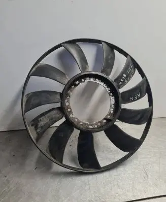 Volkswagen PASSAT B5 Fan impeller 058121301B