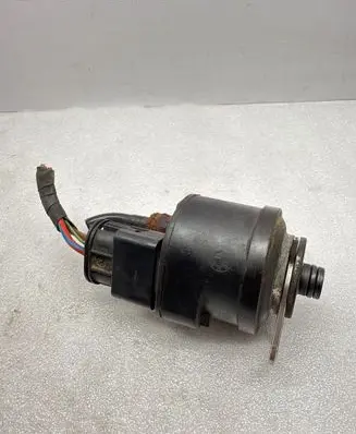 BMW 5 E60 E61 Fuel filter heater 7788702 040603