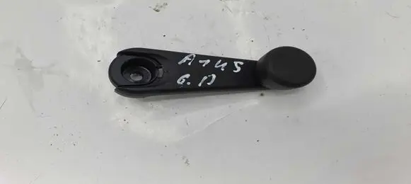 BMW 1 E81 E87 Rear door window winding handle 513281225037