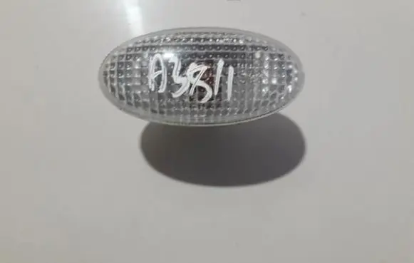 Mazda 5 Front fender indicator light p2829