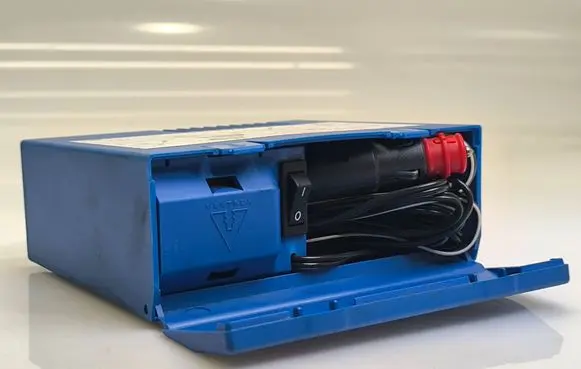 Volvo 850 Tire air pump compressor 6762286