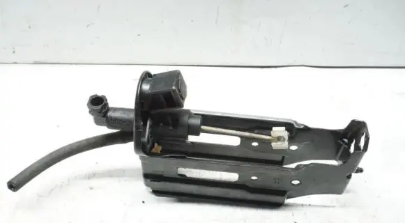 Volkswagen Golf IV Clutch slave cylinder 1J1721388C